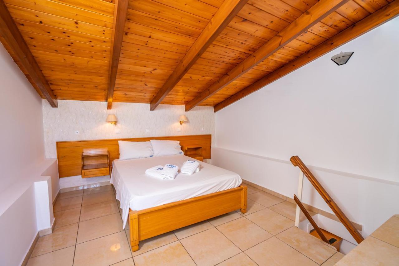 Bed and Breakfast Yannis Нидри Экстерьер фото